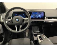 BMW Řada 2 MPV - 7