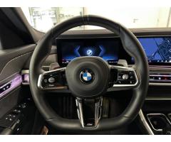 BMW iX 740d xDrive Sedan - 8