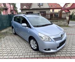 Toyota Verso 2,0 D4-D CZ BEZ DPF - 2