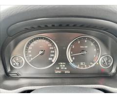 BMW X3 2,0 F25 xDrive 20i NAVIGACE - 16