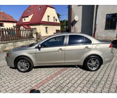 Mitsubishi Lancer 1,8 1.majitel TOP - 9