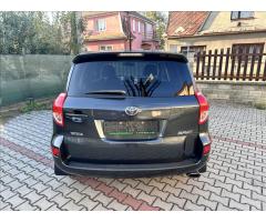 Toyota RAV4 2,0 VVT-i 4x4 - 5