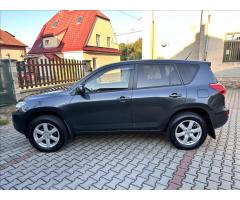 Toyota RAV4 2,0 VVT-i 4x4 - 9