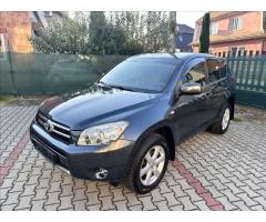 Toyota RAV4 2,0 VVT-i 4x4 - 10