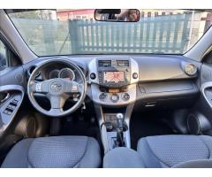 Toyota RAV4 2,0 VVT-i 4x4 - 15