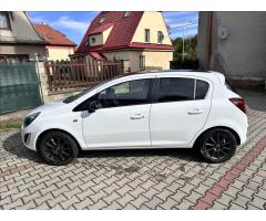 Opel Corsa 1,2 16V Sport 1.majitel - 9