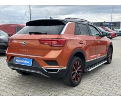 Volkswagen T-Roc 1,5 Design  TSI 110kW - 6