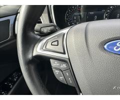 Ford Mondeo 2,0 EcoBlue Titanium Kombi - 17