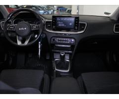 Kia Ceed 1,6 CRDi MHEV 100kW Exc.124tkm - 8