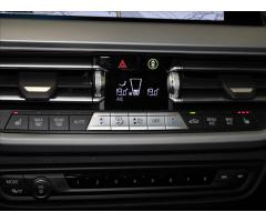 BMW Řada 1 1.5 118i AT Virtual C. NAVI - 16
