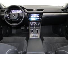 Škoda Superb 2,0 TDi DSG Style ACC Kam.NAVI - 8