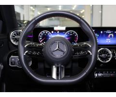 Mercedes-Benz Třídy A 2,0 220 140kW 4M AMG 10 670km! - 9