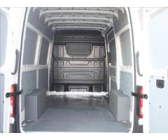 Volkswagen Crafter 2,0 TDi L3 High Tažné 96tkm. - 17