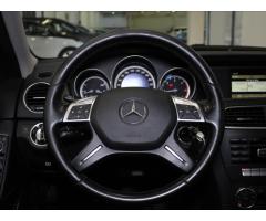 Mercedes-Benz Třídy C 2,1 200CDi MT Navi 2.maj.ČR - 9