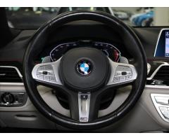 BMW Řada 7 4,4 750ix 530koní M-Paket ČR - 9