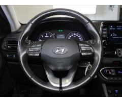 Hyundai i30 1,6 CRDi Smart KAM. 115tkm. - 9