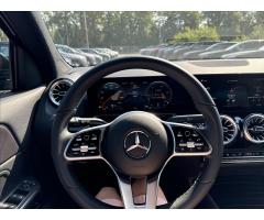 Mercedes-Benz GLA GLA 200d 4M - 11