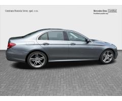 Mercedes-Benz Třídy E 2,0 E 220 d 4MATIC - 6