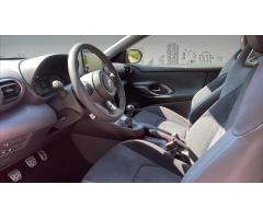 Toyota Yaris 1,6 Dynamic Sport  4WD GR 6 MT - 7