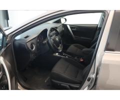 Toyota Auris 1,6 Valvematic Active - 12