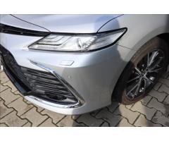 Toyota Camry 2,5 Hybrid Executive VIP - 4