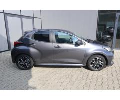 Toyota Yaris 1,5 HYBRID Comfort, Tech,Style - 4