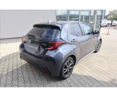 Toyota Yaris 1,5 HYBRID Comfort, Tech,Style - 5