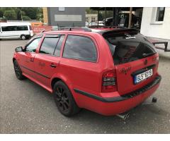 Škoda Octavia 1,6 MPI Tour Combi - 7