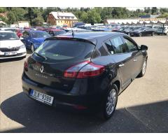 Renault Mégane 1,5 dCi 105 bhp Dynamique - 5