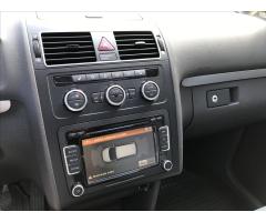 Volkswagen Touran 2,0 TDI DPF CrossTouran - 9