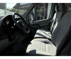 Volkswagen Crafter 2,5 TDi Valník - 9