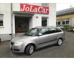 ŠKODA SUPERB COMBI 2.0TDI 140 LAURIN&K 4X4 DSG 7ST