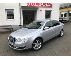 Volkswagen Passat 2,0 TDI 125 kW DPF HIGHLINE - 3