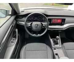 Škoda Octavia 2,0 TDI Ambition Plus LED+PDC - 7