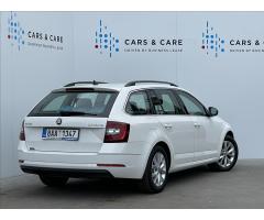 Škoda Octavia 1,6 TDI Combi Style LED+PDC - 3