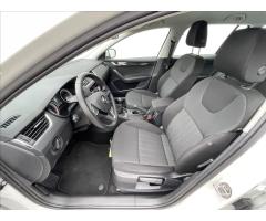 Škoda Octavia 1,6 TDI Combi Style LED+PDC - 4