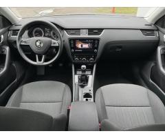 Škoda Octavia 1,6 TDI Combi Style LED+PDC - 6