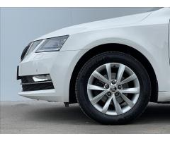 Škoda Octavia 1,6 TDI Combi Style LED+PDC - 20