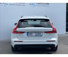 Volvo V60 2,0 D3 Drive-E AT8 LED+PDC - 22