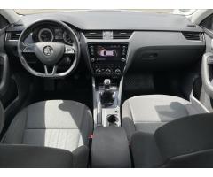 Škoda Octavia 1,6 TDI Combi Style LED+PDC - 6