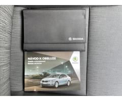 Škoda Octavia 1,6 TDI Combi Style LED+PDC - 19