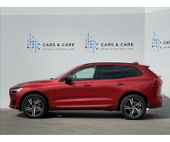 Volvo XC60 2,0 B4 AWD AT8 R-Design TAŽNÉ - 2