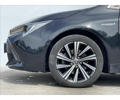 Toyota Corolla 2,0 Hybrid e-CVT Comfort TAŽNÉ - 19