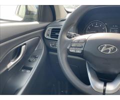 Hyundai i30 1,5 i CVVT Combi Start - 13