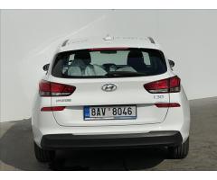 Hyundai i30 1,5 i CVVT Combi Start - 21