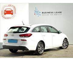 Hyundai i30 1,5 i CVVT Combi Smart Klima - 3