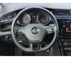 Volkswagen Touran 2,0 TDI Highline ACC+PDC+TAŽNÉ - 8