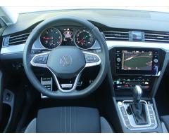 Volkswagen Passat 2,0 TDi 147kW DSG Alltrack ČR 1.maj CR 7DSG 4Motion Alltrack Business - 13