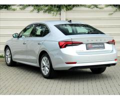 Škoda Octavia 2,0 TDi 85kW Style ČR 1.maj CR 6M/T Style - 4