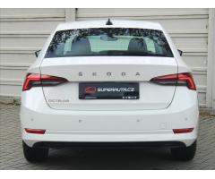 ŠKODA SUPERB COMBI 2.0TDI 140 LAURIN&K 4X4 DSG 7ST